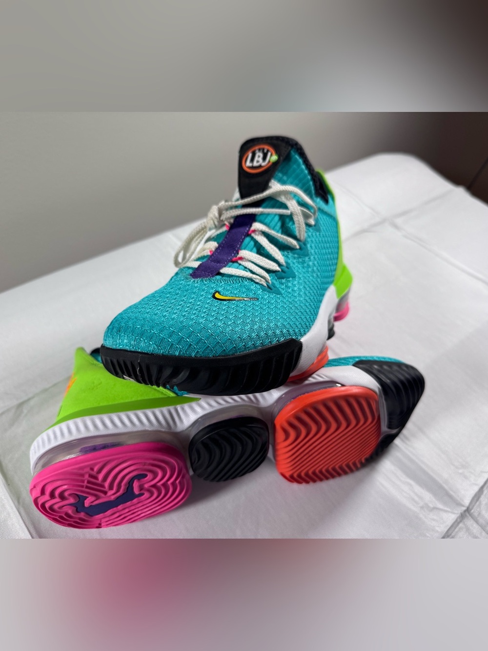 Brand new Nike LeBron 16 Low Air Max Trainer 2 Hyper Jade Colorway. 8.5 men’s.
